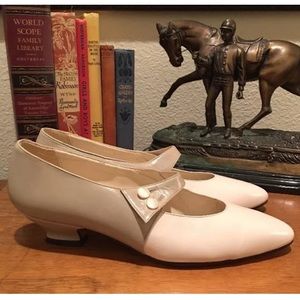 PERRY ELLIS Leather Victorian Low Heels Italy NWT!